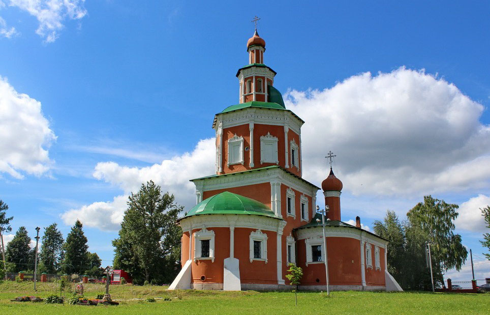 Новоникольский собор лето Можайск